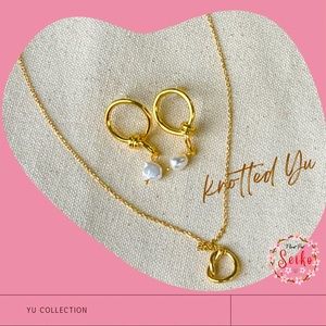Knotted Yu jewelry set